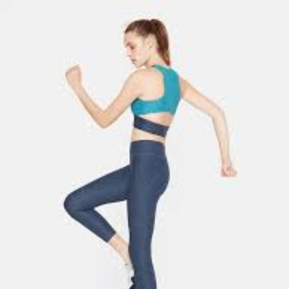 Outdoor Voices Tri-Tone Slashback Crop Top